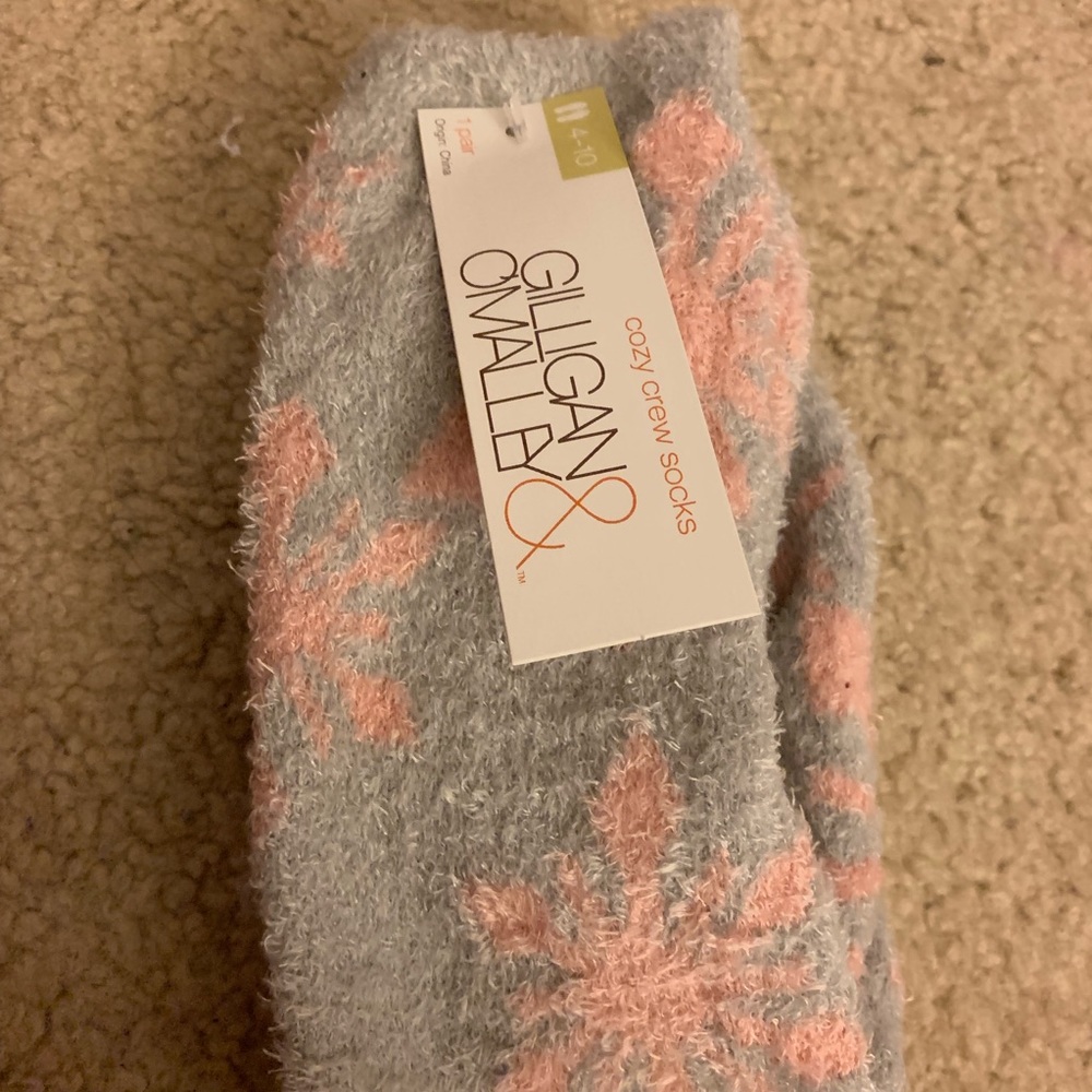 fuzzy socks - Picture 3 of 3